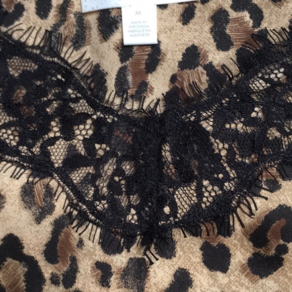 Abound Leopard Print Sz Med Camisole with lace detail - Picture 3 of 7